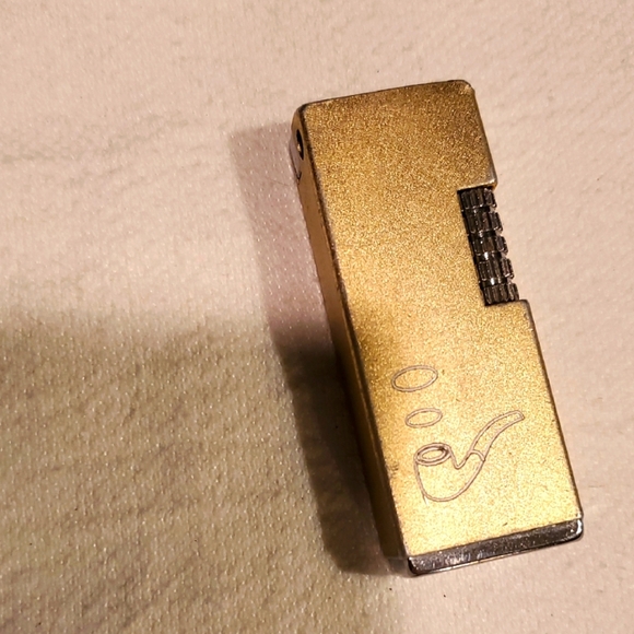 Vintage 70's Dunhill Gold Plated Rollagas Lighter with Pipe Engraved Design - Picture 1 of 6
